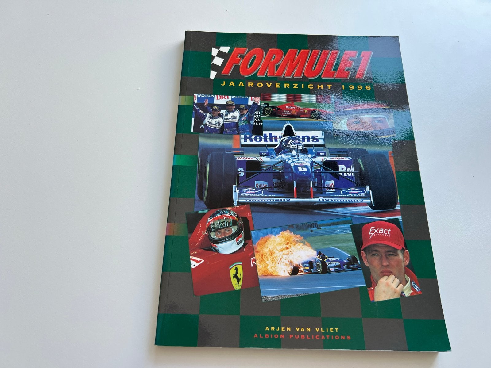Formule 1 Jaaroverzicht 1996 - Arjen van Vliet, Ophalen of Verzenden, Zo goed als nieuw