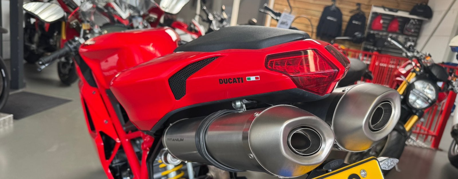 Ducati 1098r oem 848 1098 1198 akrapovic  dempers (zeldzaam), Ophalen of Verzenden, Gebruikt
