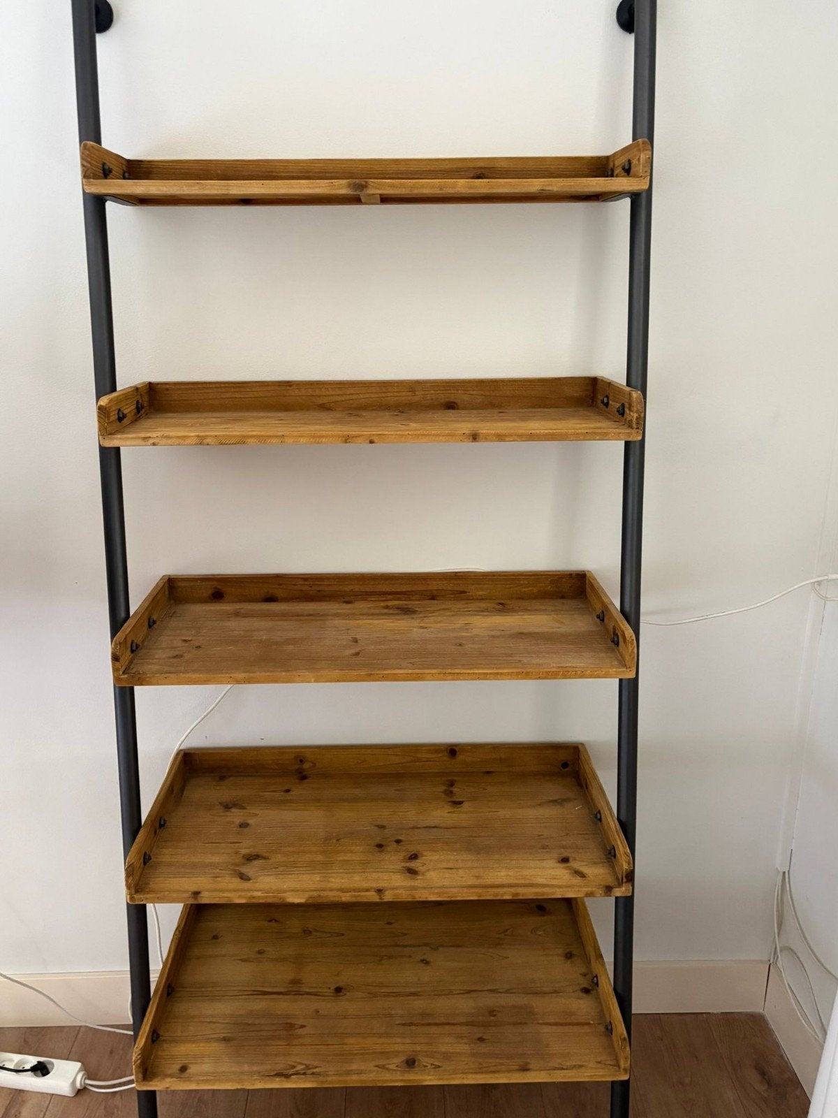 Ladder kast metaal met 5 houten planken., Ophalen, Zo goed als nieuw