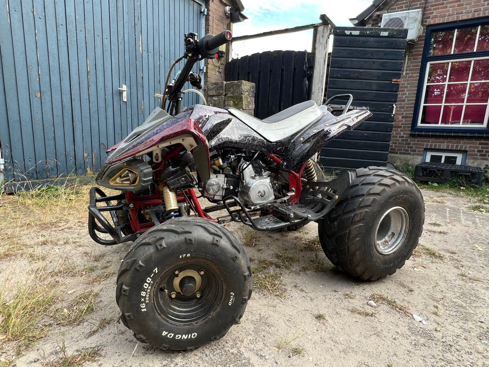 125cc Quad te koop medium size, 2 cilinders, 125 cc