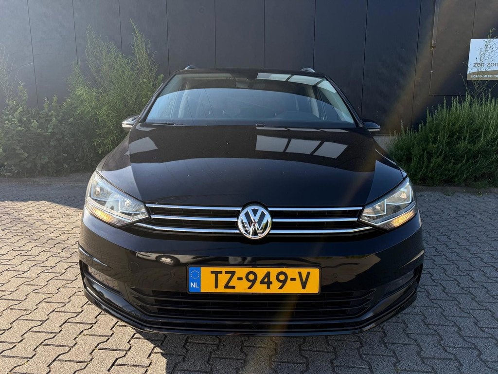 Volkswagen Touran 1.5 TSI Comfortline 7p, Auto's, Volkswagen, Euro 6, 4 cilinders, 150 pk, 7 stoelen