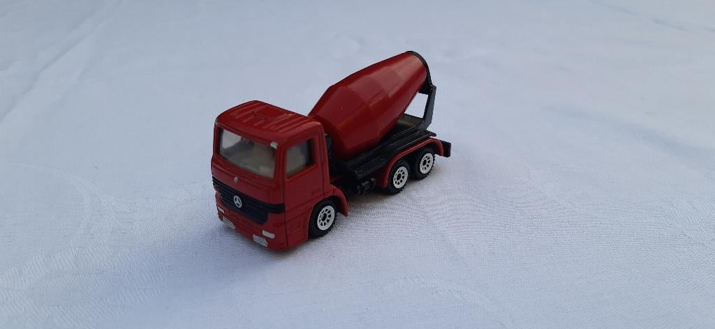 MERCEDES BETONMIXER SIKU., Ophalen of Verzenden, Zo goed als nieuw, Bus of Vrachtwagen, SIKU