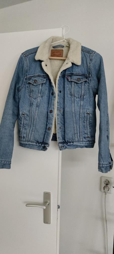 Levi's Sherpa trucker jacket - denim spijkerjas met voering., Verzenden, Zo goed als nieuw, Maat 38/40 (M), Blauw