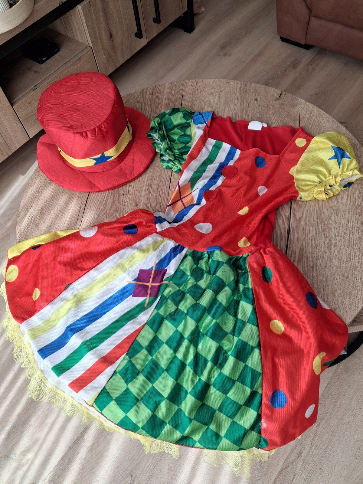 Leuk clownspak voor kinderen - Maat 140/152, Ophalen of Verzenden, Gebruikt, Jongen of Meisje