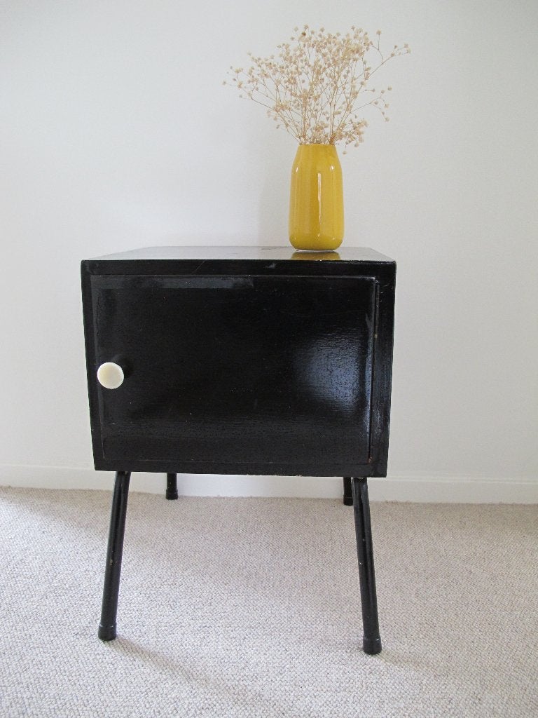 Vintage houten kastje op metalen buispoten–retro nachtkastje, Ophalen, Gebruikt, Minder dan 45 cm, Minder dan 55 cm