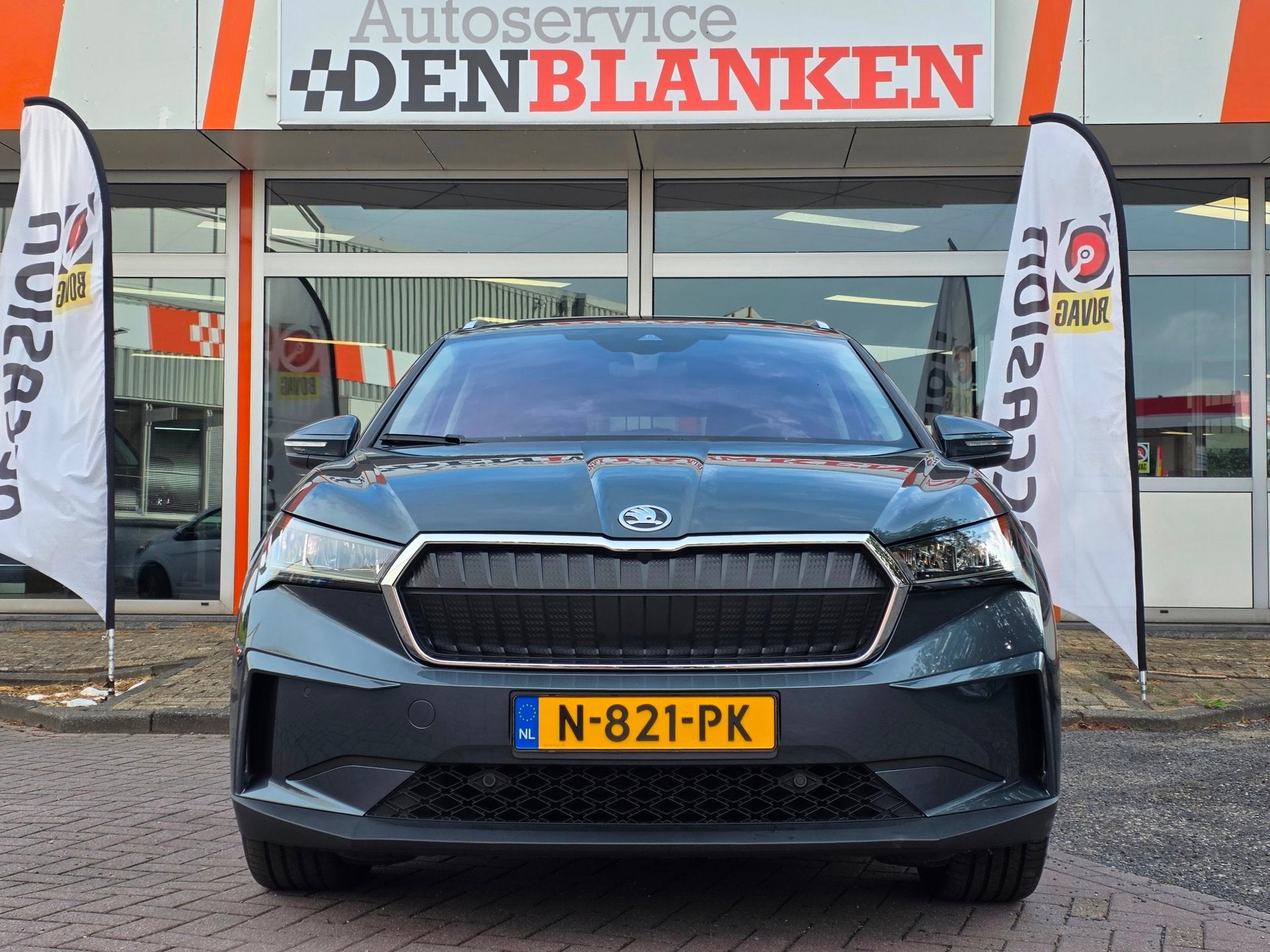 Skoda Enyaq iV 80 BJ.12-2021 / Panodak / Leer / Warmtepomp /, Auto's, Dealer onderhouden, Achterwielaandrijving, Gebruikt, Zwart