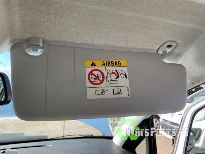 Zonneklep van een Opel Corsa, Gebruikt, -, -, Opel