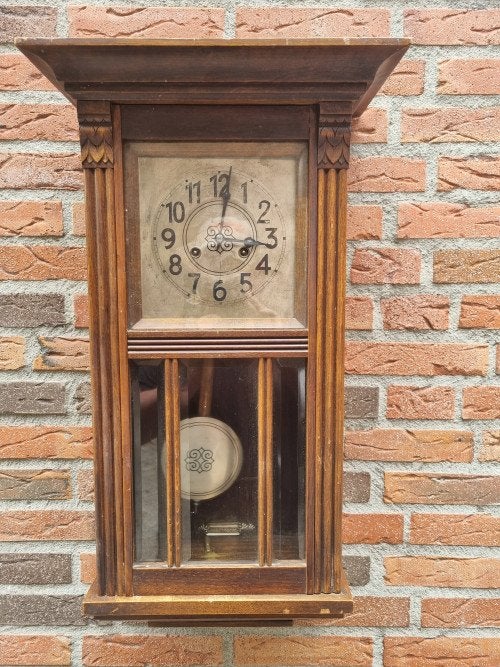 wandklok antiek met slinger in houten huis, Ophalen of Verzenden, 'T Olde Gre-j, Info@toldegrej.nl, Endepoelstraat 20f Didam