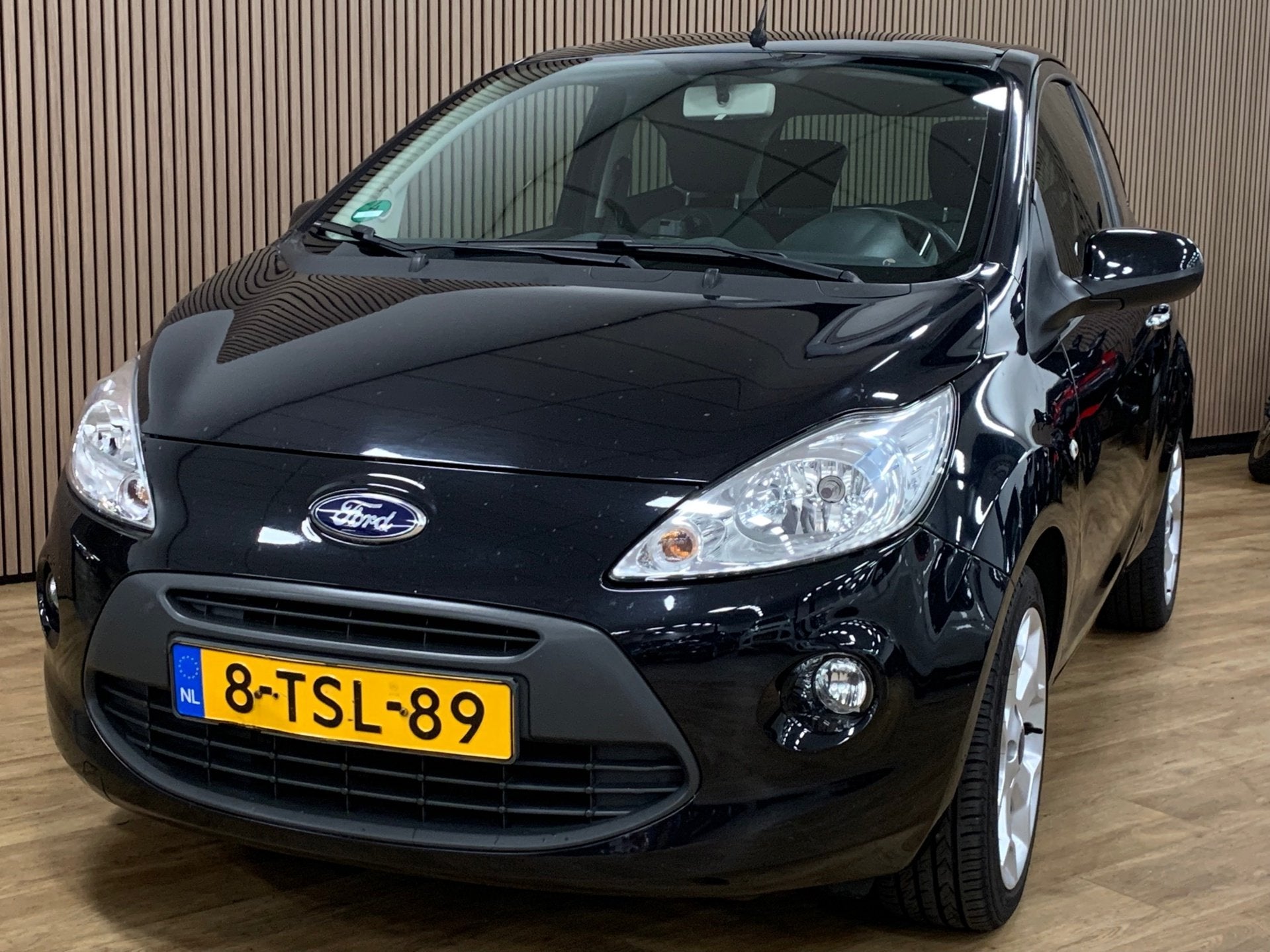 Ford Ka 1.2 Titanium X start/stop|Pano|109000KM|Stoelverwarm, Auto's, Voorwielaandrijving, Stof, Gebruikt, 4 cilinders