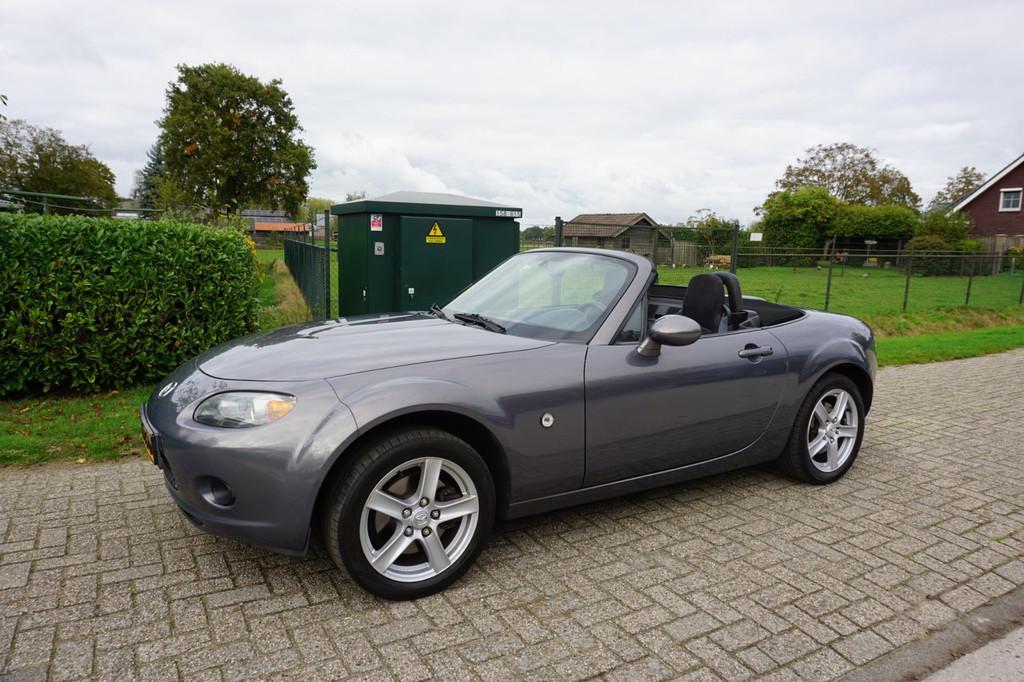 Mazda MX-5 1.8i AIRCO, 127 pk, Achterwielaandrijving, Gebruikt, 4 cilinders