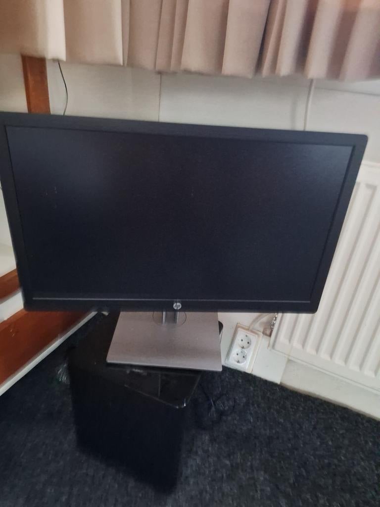 Diverse monitoren te koop! In totaal 6 stuks, Computers en Software, Monitoren, Gebruikt, Full HD, Ophalen of Verzenden, HP
