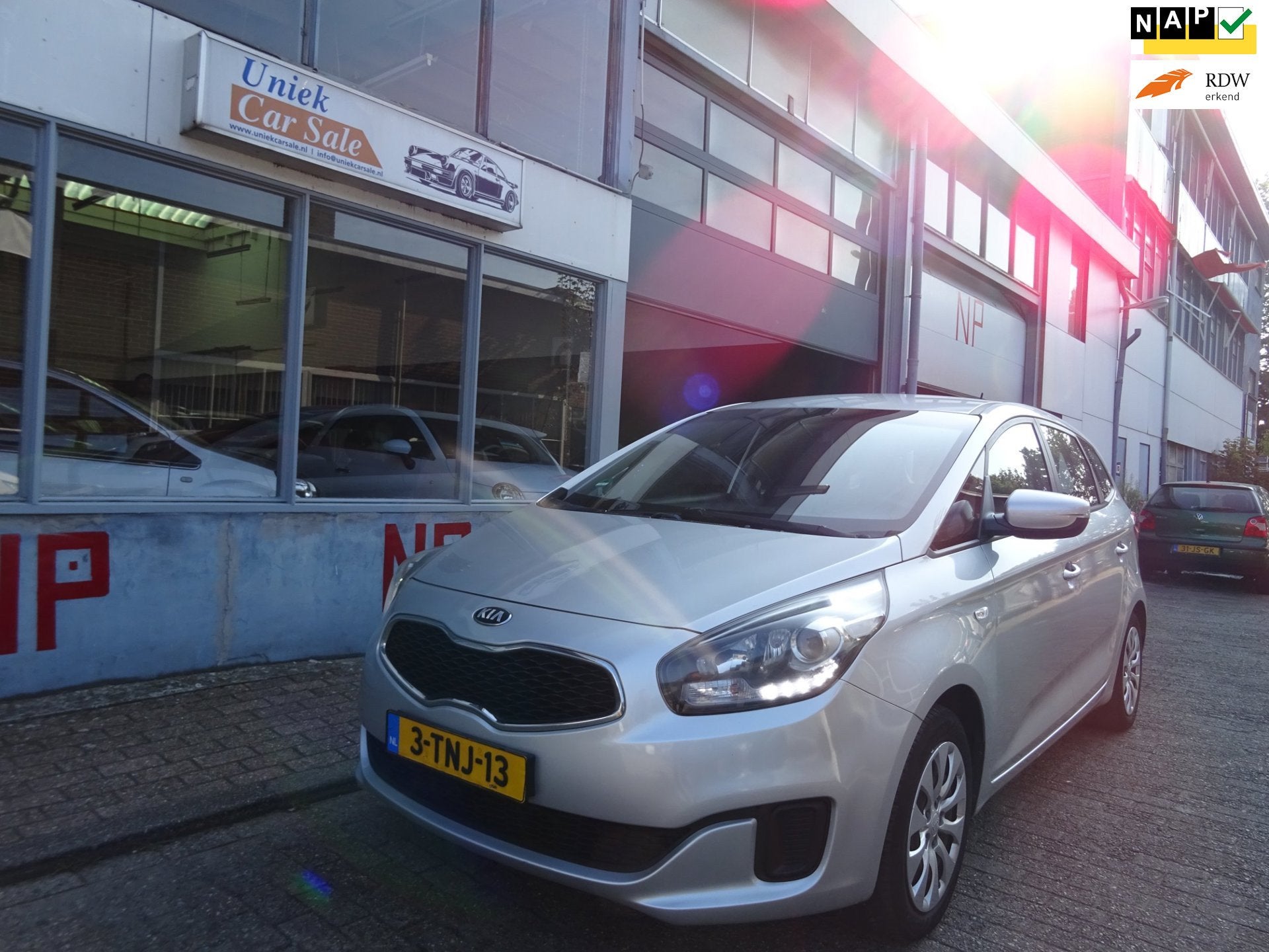 Kia Carens 1.6 GDi First Edition, Voorwielaandrijving, Euro 5, Gebruikt, 1591 cc