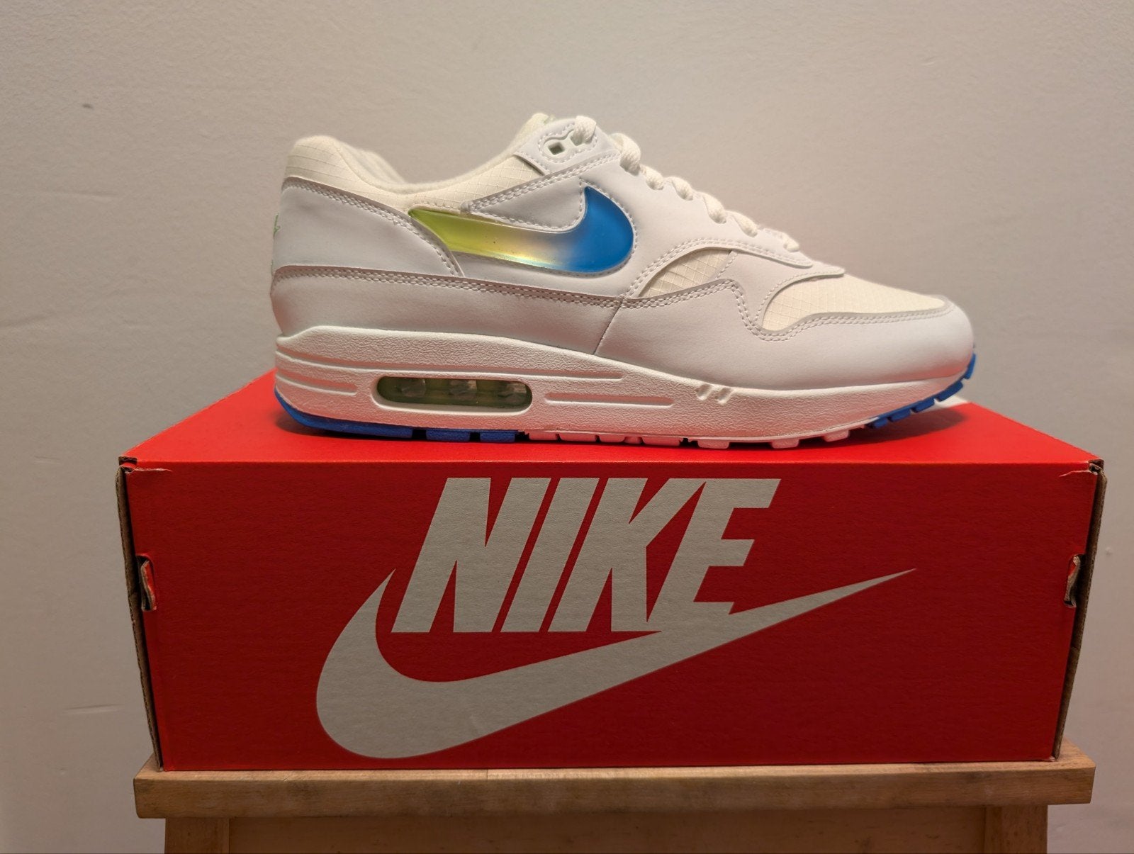 Nike Air Max 1 Jelly Jewel White 43
Jelly Jewel White, Nike air max, Wit, Nieuw, Ophalen of Verzenden