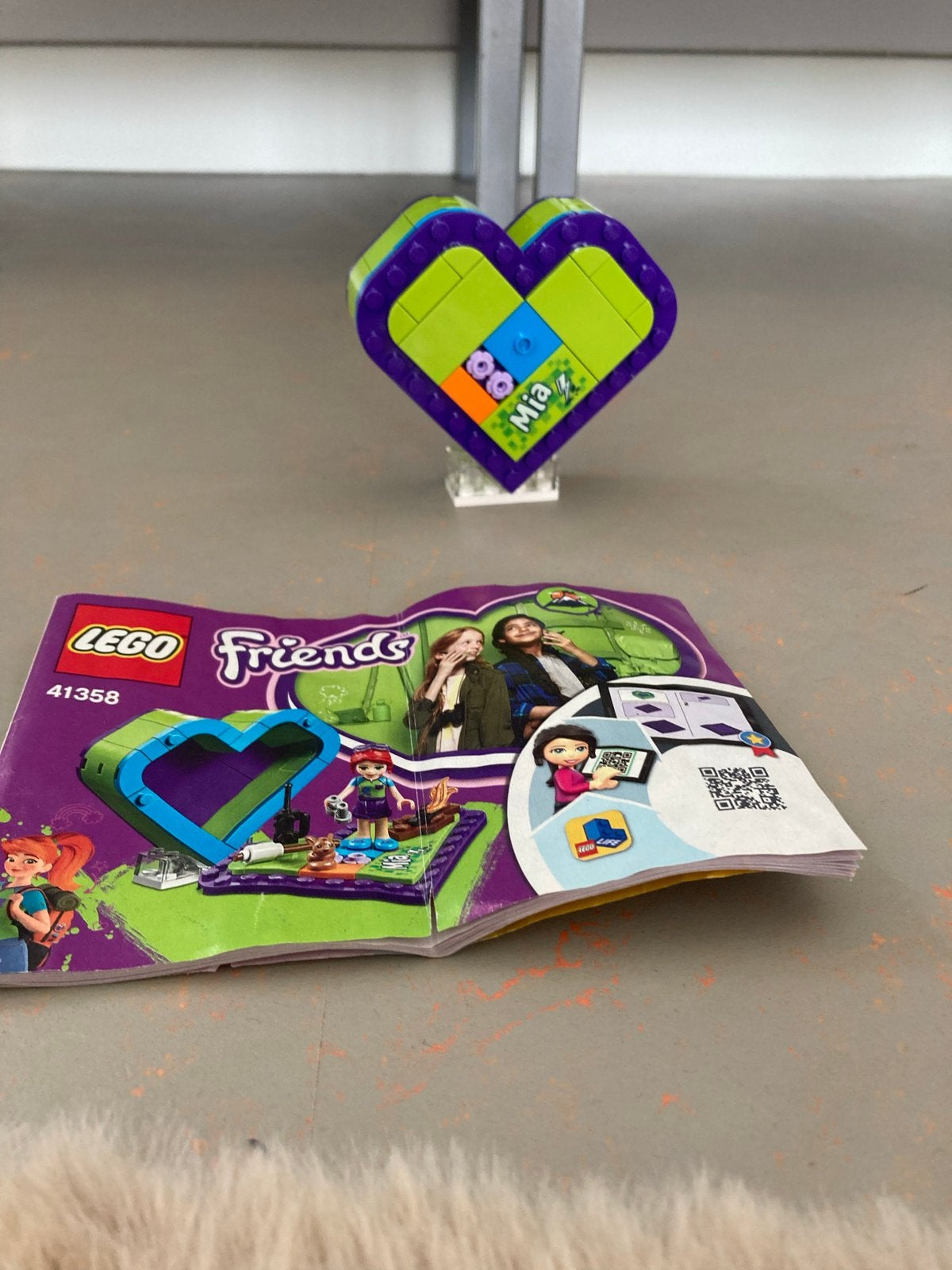 LEGO Friends Mia's Hartendoosje (41358) en LEGO Juniors 1074, Ophalen of Verzenden, Gebruikt, Overige merken