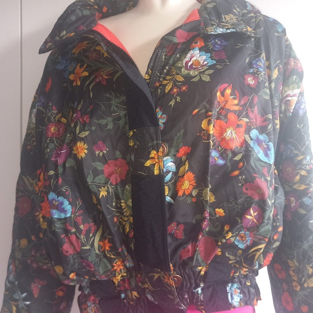 Vintage Ninety Eight ski jas – bloemenprint – jaren 80/90, Maat 38/40 (M), Overige typen, Ophalen of Verzenden, Zo goed als nieuw