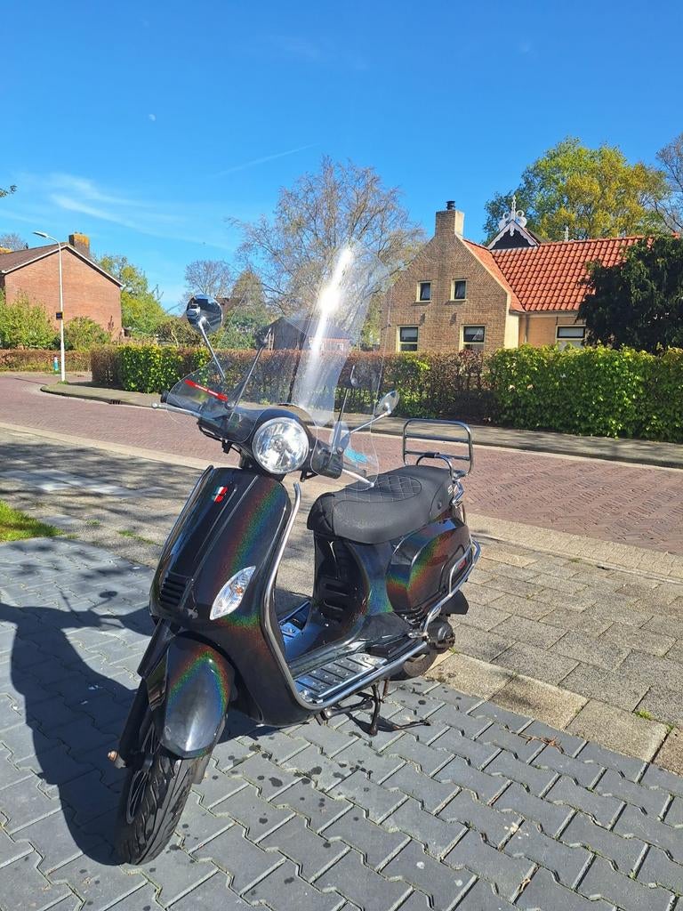 GTS Toscana pure. Speciale body + valbeugel,nieuw Windscherm, Fietsen en Brommers, Snorfietsen en Snorscooters, Ophalen, Zo goed als nieuw