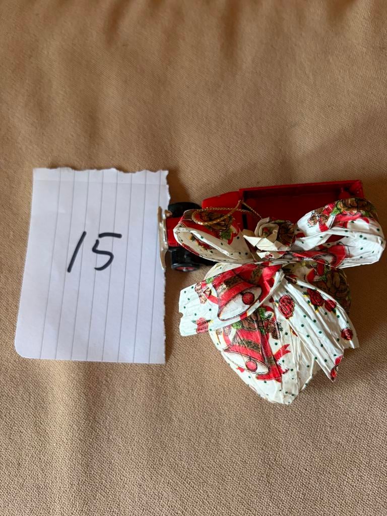 1 kersthart papier 8 cm, Diversen, Kerst, Ophalen of Verzenden, Zo goed als nieuw