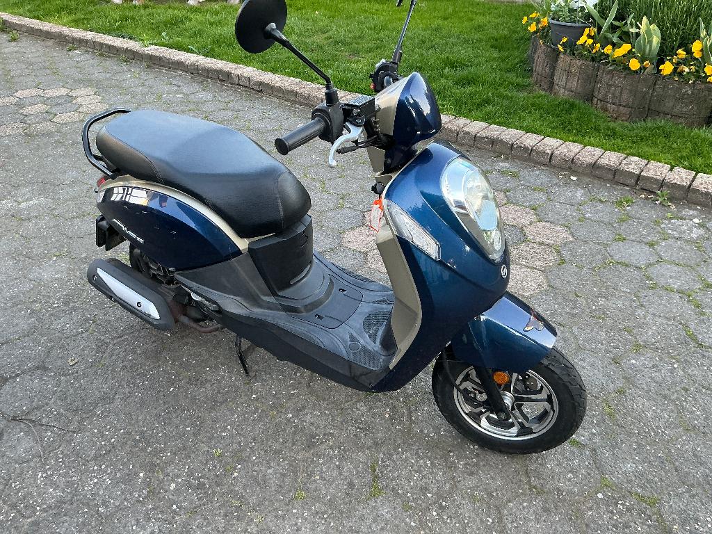 Sym mio, Fietsen en Brommers, Gebruikt, Maximaal 45 km/u, Benzine, 50 cc