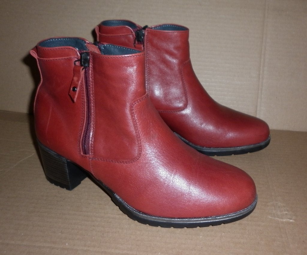enkellaarzen maat 37 merk : Naturlaufer, Kleding | Dames, Schoenen, Lage of Enkellaarzen, Ophalen of Verzenden, Gedragen, Rood