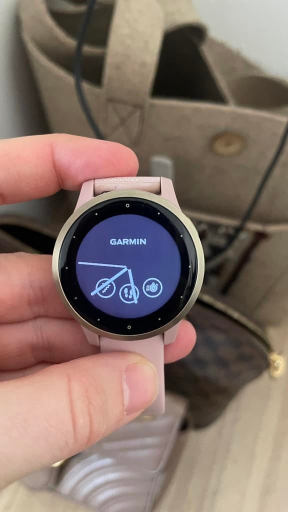 Garmin vivoactive 4s, Sieraden, Tassen en Uiterlijk, Smartwatches, Gebruikt, Android, Roze, Afstand, Calorieverbanding, GPS, Hartslag
