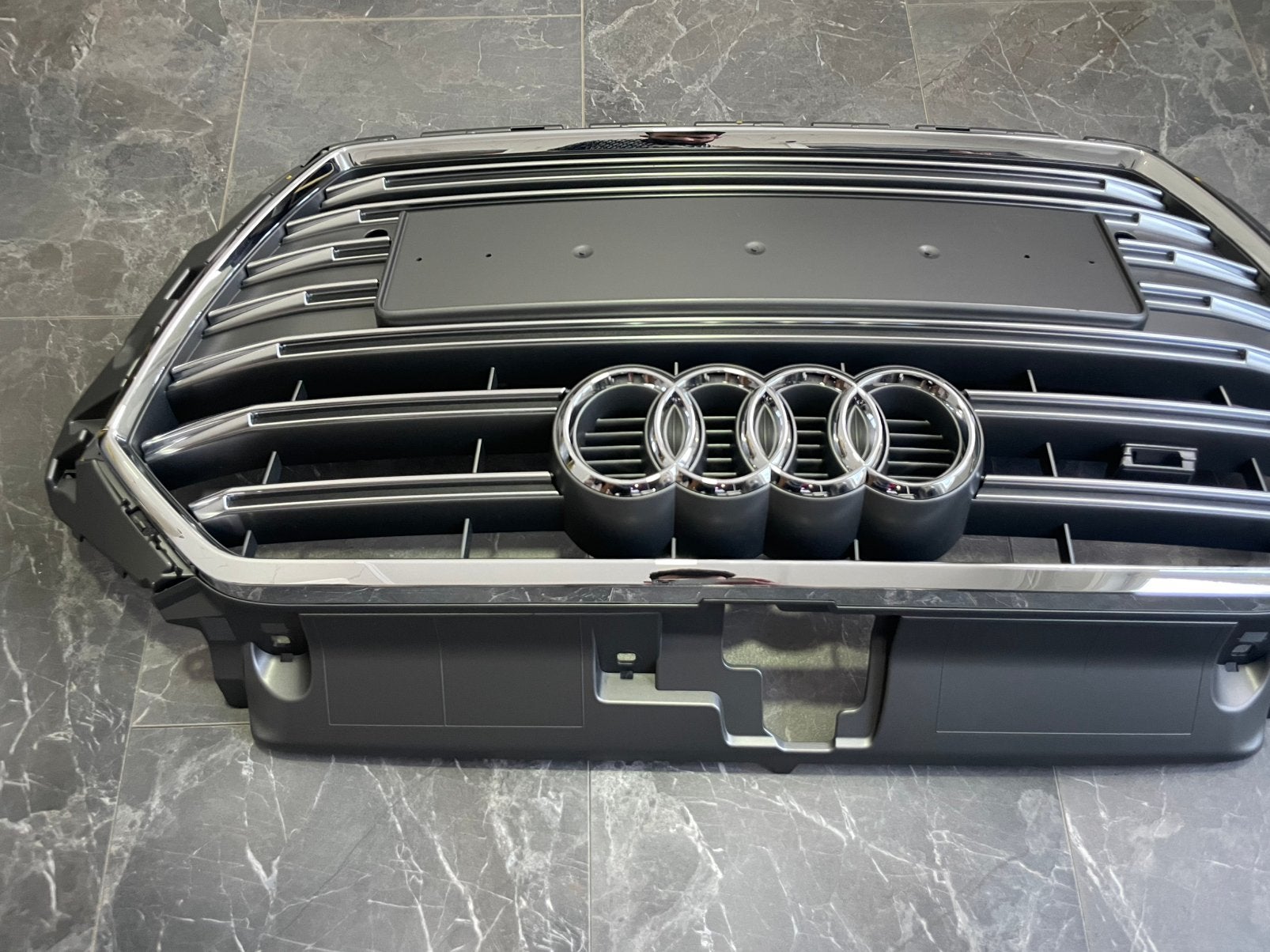 Audi S3 8v S line  Origineel grill, Auto-onderdelen, Ophalen of Verzenden, Nieuw, Audi, Bumper