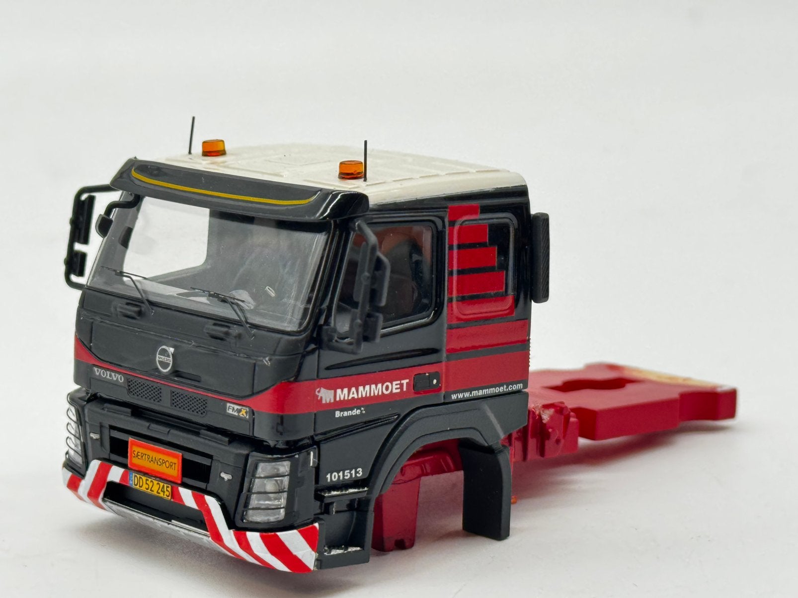 IMC VOLVO FMX cabine MAMMOET brande VERBOUW, Hobby en Vrije tijd, Modelauto's | 1:50, Overige merken, ., Nieuw, Ophalen of Verzenden