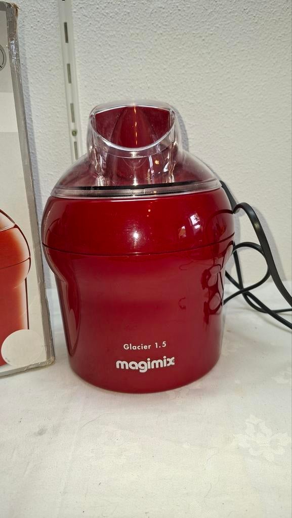 Magimix Glacier 1.5 IJsmachine - Rood, nieuw, Ophalen of Verzenden, Nieuw, Koelelement