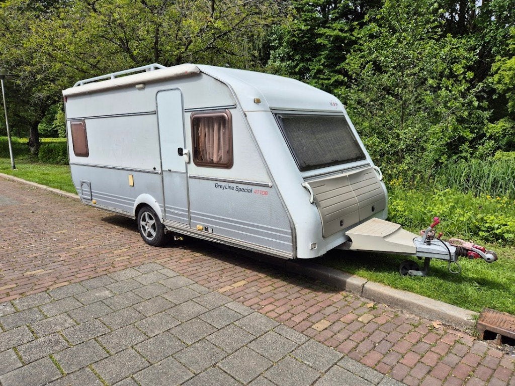 Kip Greyline Special 47 TDB (incl. Stalling), Caravans en Kamperen, Caravans, Omvormbare zithoek, Rondzit, Particulier, 4 tot 5 meter