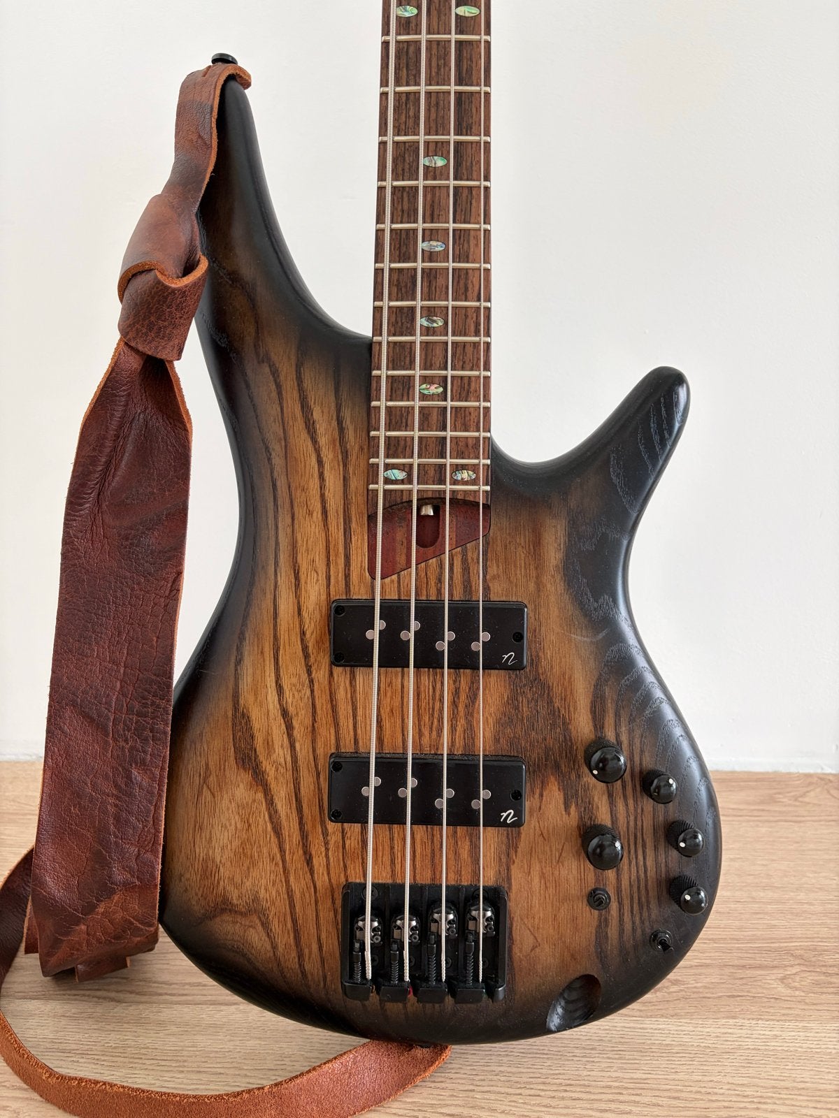 Ibanez SR600E Soundgear Basgitaar - Zo goed als nieuw, Verzenden, Gebruikt, Elektrisch