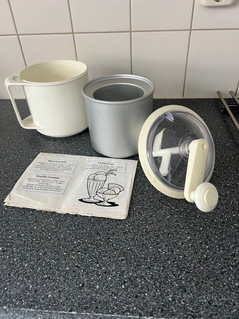 Vintage Donvier IJsmachine - Handmatig, 1 tot 2 liter, Ophalen of Verzenden, Gebruikt, 1 snelheid