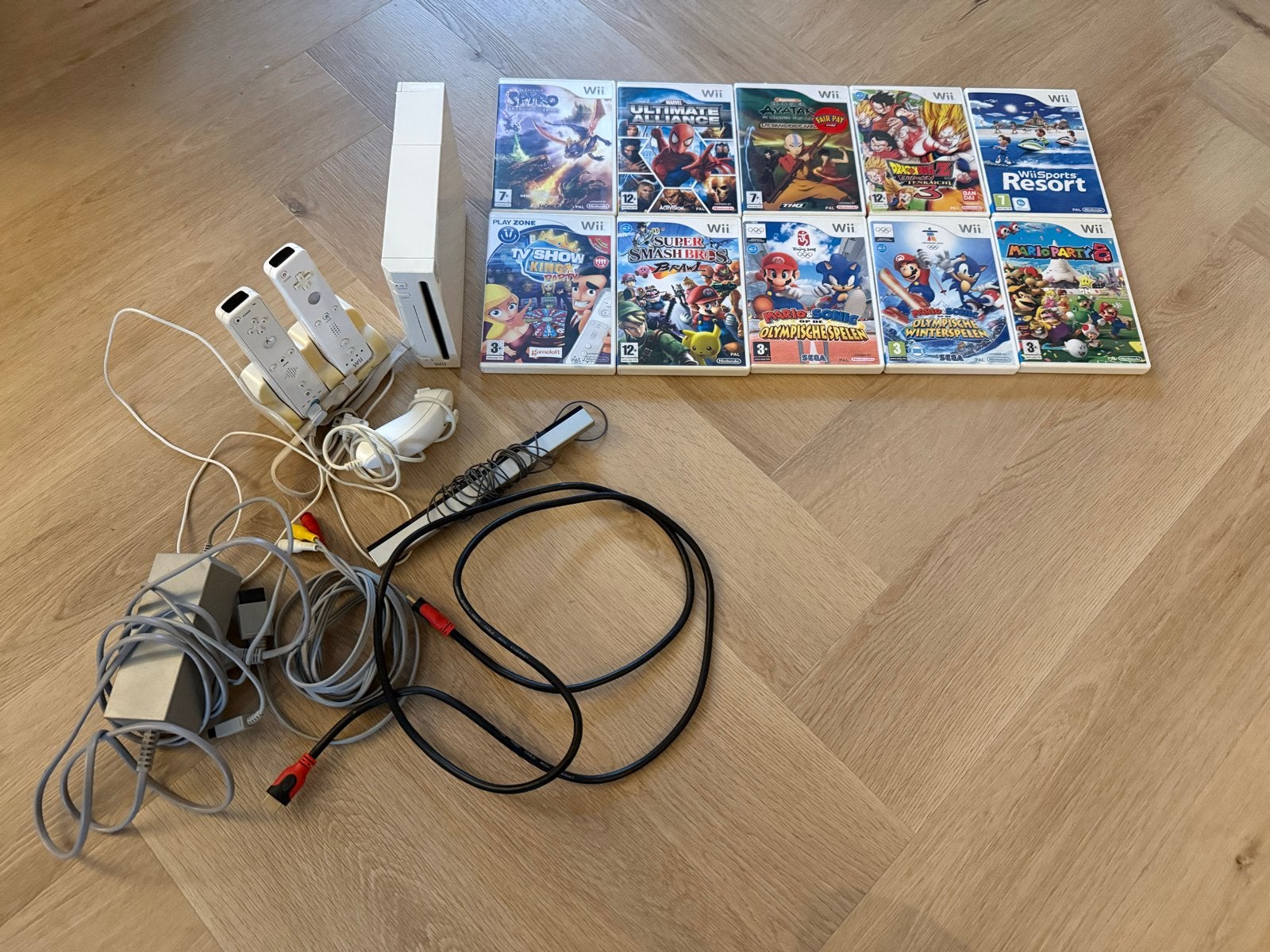 Nintendo Wii met 2 controllers en 10 games, Spelcomputers en Games, Ophalen of Verzenden, Gebruikt, Met 2 controllers, Met games