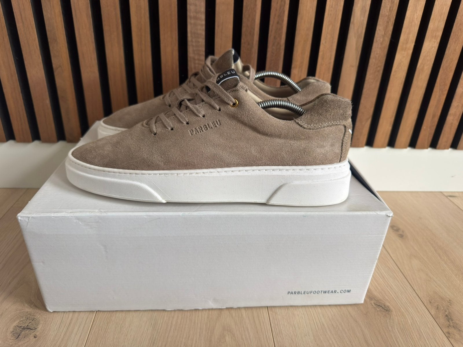 Parbleu Mv1 Sneakers 43, Ophalen of Verzenden, Zo goed als nieuw