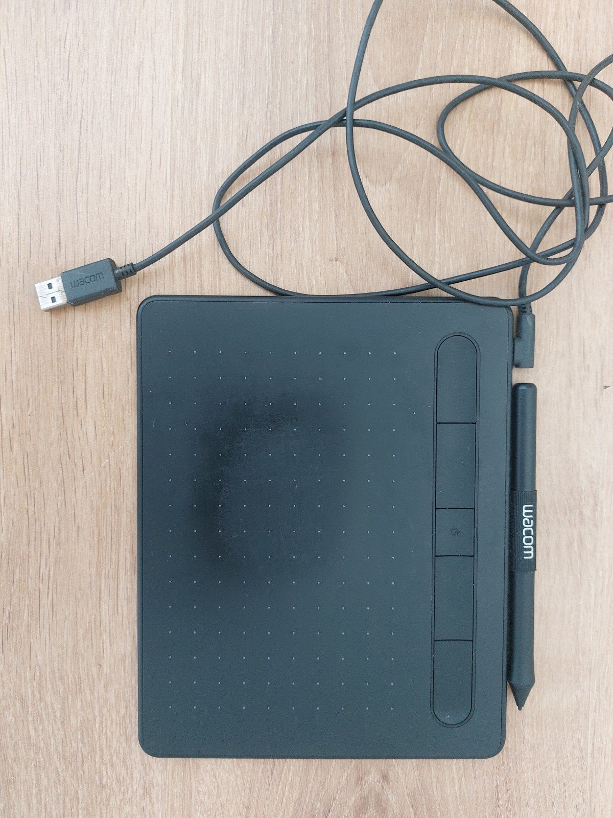 Wacom Intuos Small Drawing Tablet (CTL-4100) with Pen, Computers en Software, Tekentablets, Ophalen of Verzenden