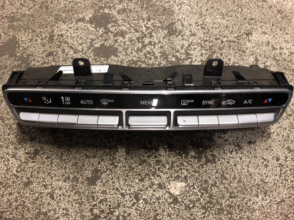 Kachelbediening W205 C Klasse A2059058105, Niet ingevuld, Gebruikt, Mercedes-Benz, Niet ingevuld