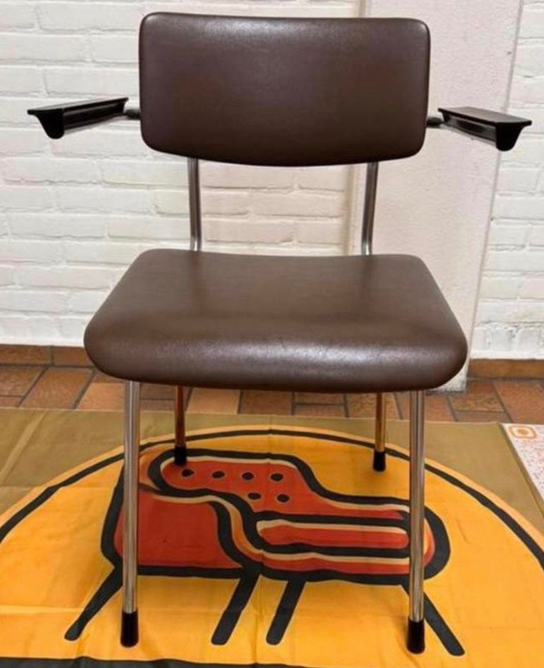 Vintage Gispen bruine stoel model 1235 Andre Cordemeyer.469, Huis en Inrichting, Stoelen, Ophalen, Bruin, Zo goed als nieuw, Eén