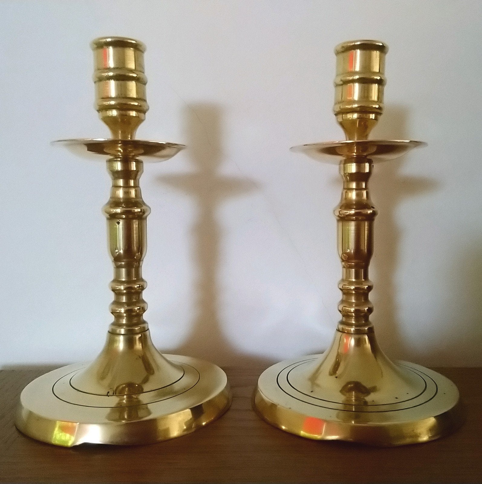 Twee koperen kraag kandelaars 18,5 cm hoog, Ophalen of Verzenden, Koper of Brons