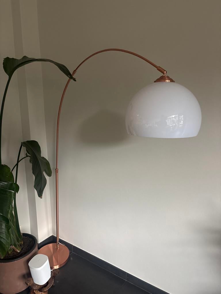 Koperkleurige booglamp met witte kap, Ophalen, Zo goed als nieuw, Glas, 150 tot 200 cm