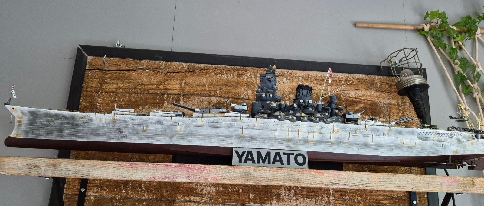 Modelbouw Slagschip Yamato - De Japanse Legende 1:200, Ophalen, Zo goed als nieuw, 1:200 of kleiner, Overige merken