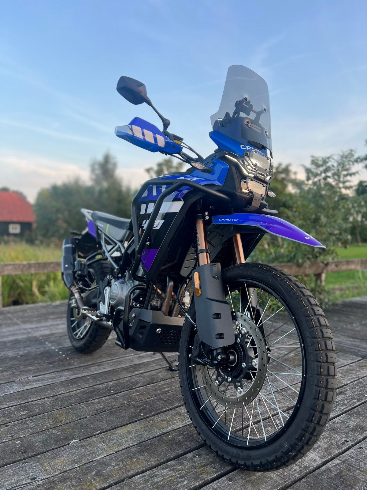 CF Moto 450MT 2025 - Custom - Lage km-stand - Veel extra's, Motoren, 450 cc, 2 cilinders, Sportuitlaat, Gebruikt