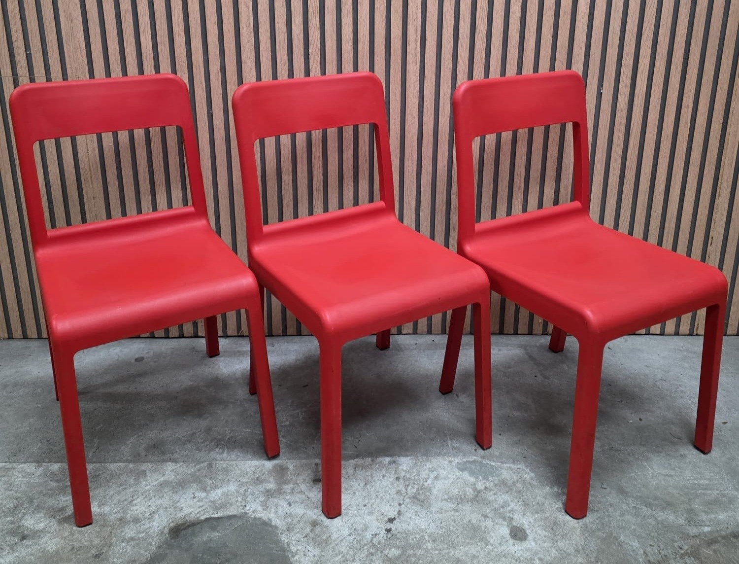 15 x Segis rood kantine stoelen terrasstoelen horeca cafe, Ophalen of Verzenden, Zo goed als nieuw, Rood, Vijf, Zes of meer stoelen