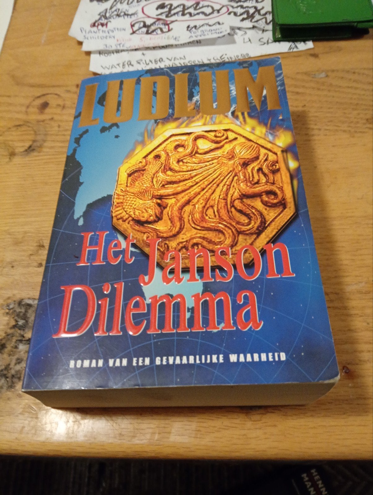 ludlum het Janson dilemma roman, Ophalen, Gelezen, Nederland