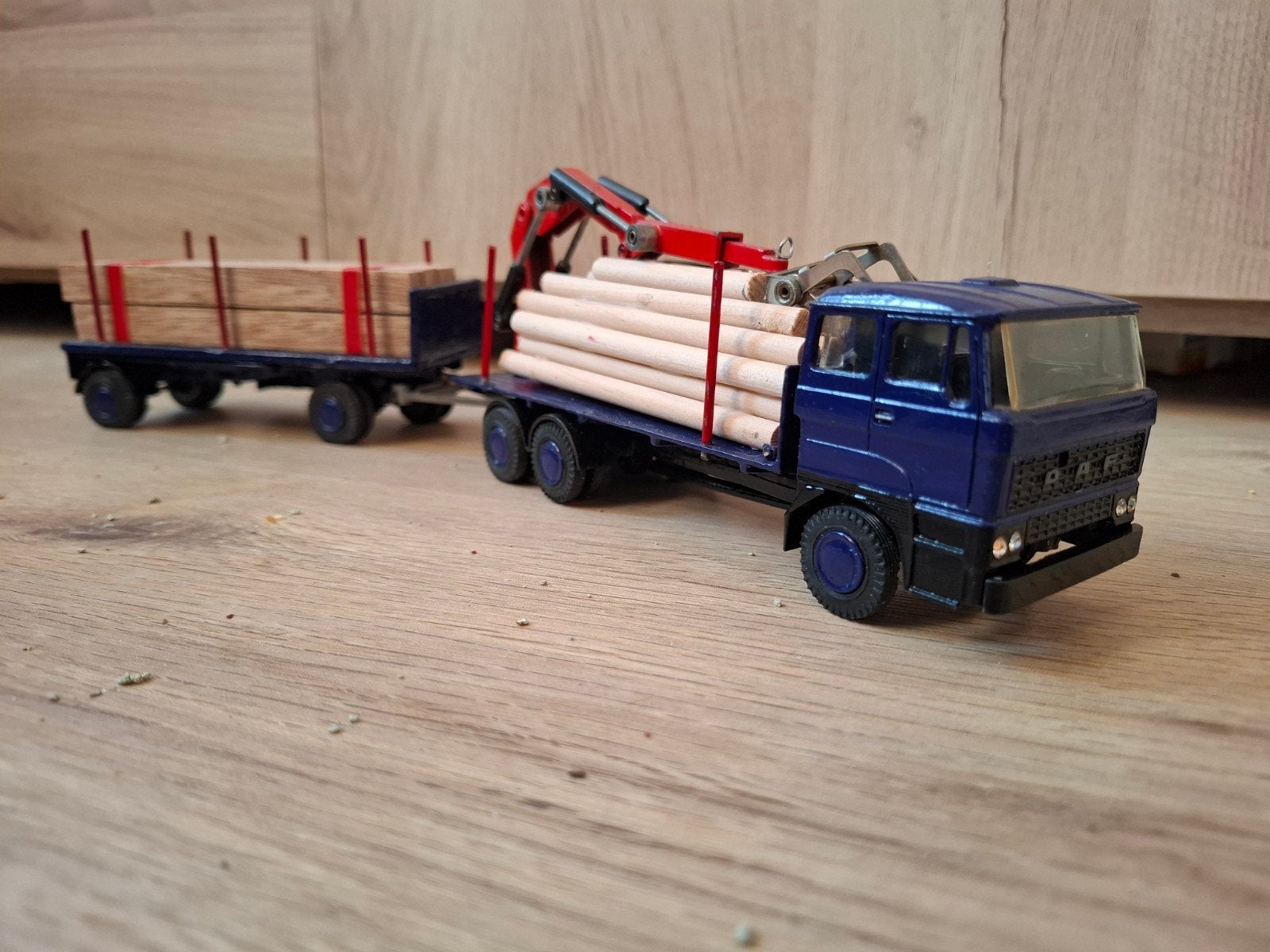 Lion toys daf 2800  combi, Ophalen of Verzenden, Zo goed als nieuw, Bus of Vrachtwagen, Lion Toys