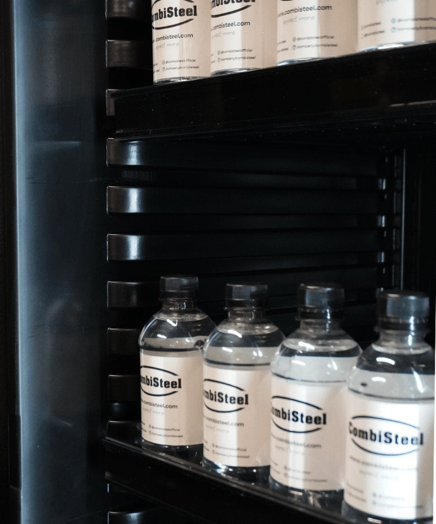 Heineken Bier glasdeur CombiSteel koelkast €565,- incl, Ophalen, Zonder vriesvak, 200 liter of meer, 60 cm of meer