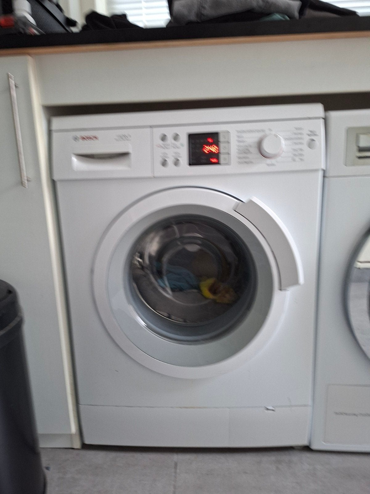 Bosch wasmachine, 6 tot 8 kg, Ophalen, 1200 tot 1600 toeren, 85 tot 90 cm