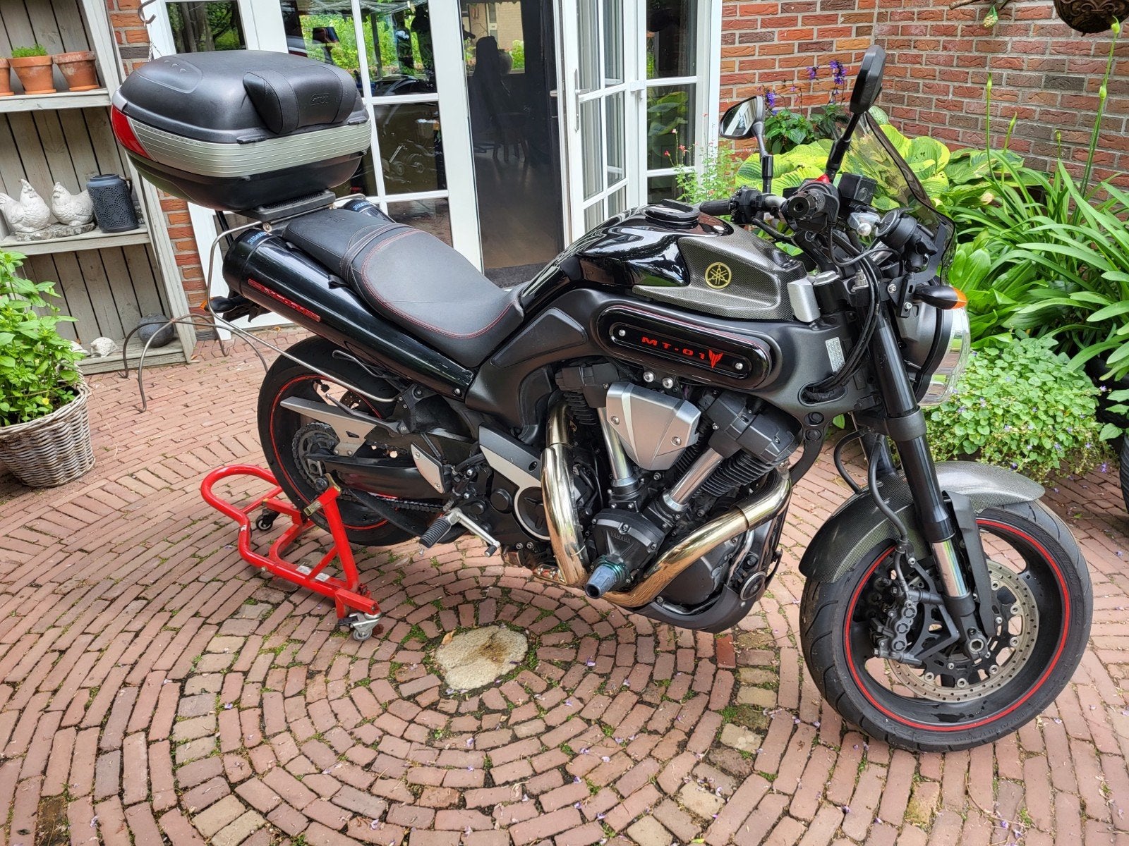 Givi Maxia Monokey Topkoffer voor een Yamaha MT 01 inclusief, Motoren, Ophalen, Gebruikt