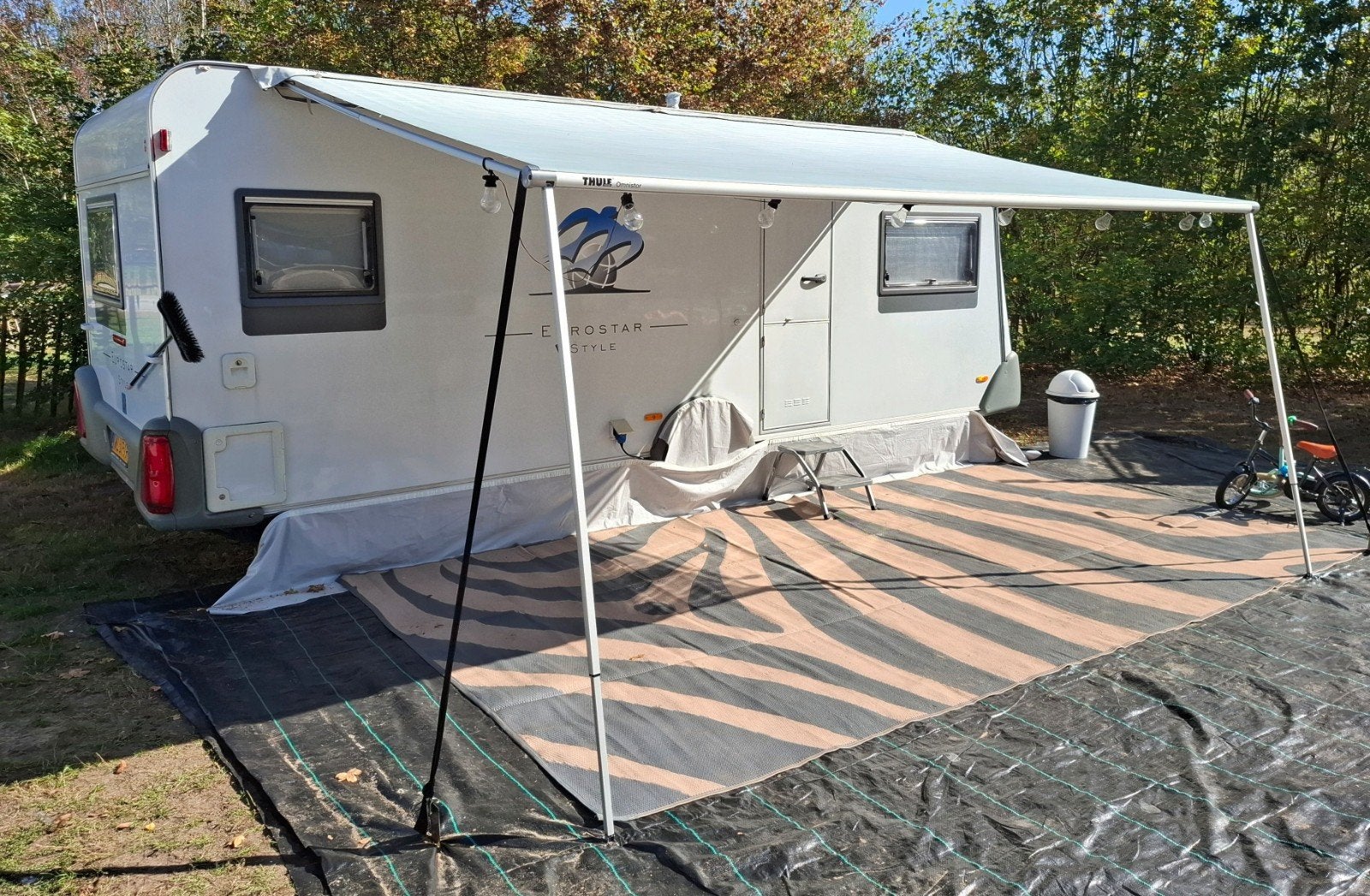 Nette Knaus 550 eurostar, Luifel, Rondzit, Frans bed, Particulier