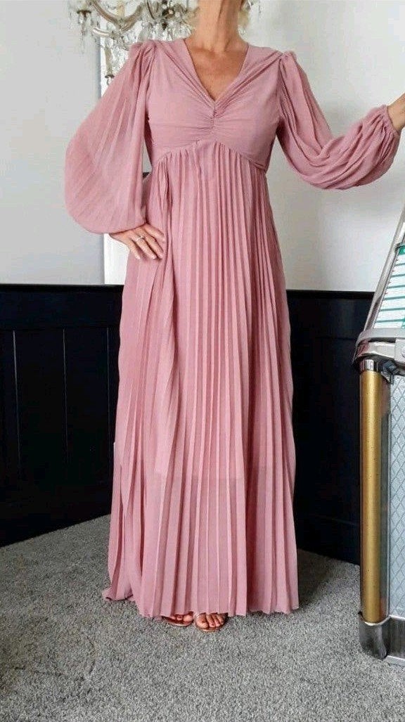 Elegante Roze Maxi Jurk met Plooi details, Maat 42/44 (L), Ophalen of Verzenden, Roze, Onder de knie