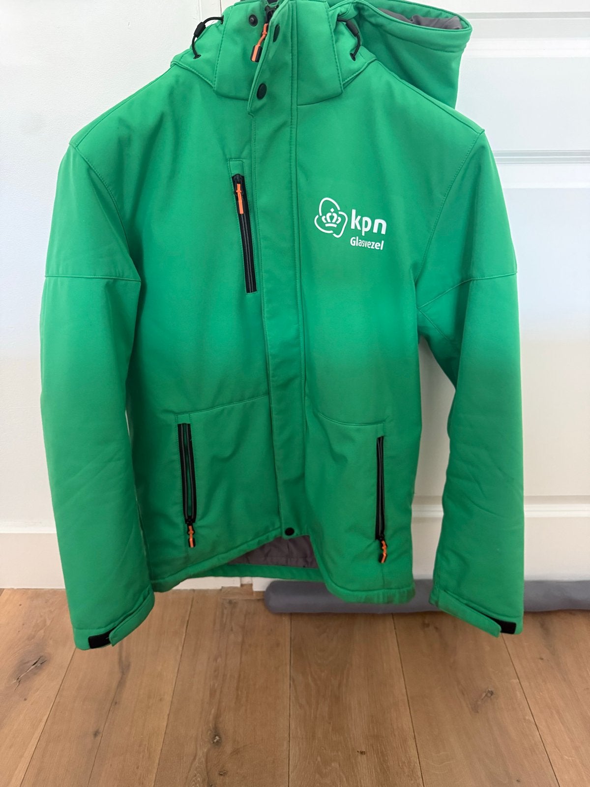 KPN Glasvezel Softshell Jas - Groen, Ophalen, Gedragen, Overige maten, Groen