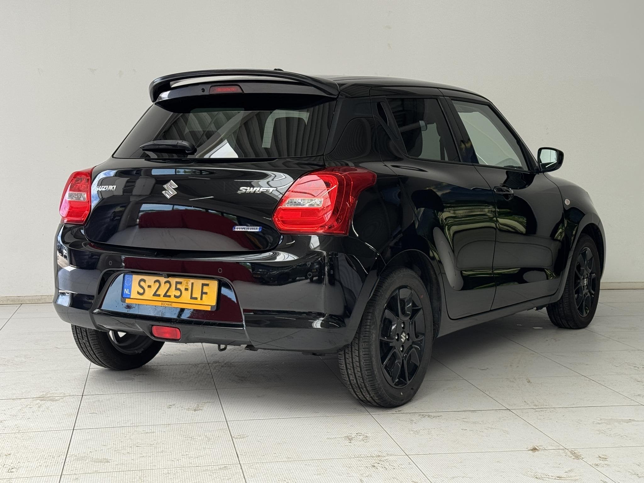 Suzuki Swift 1.2 Select Smart Hybrid | Navigatie | Camera |, 83 pk, Stof, Gebruikt, 4 cilinders