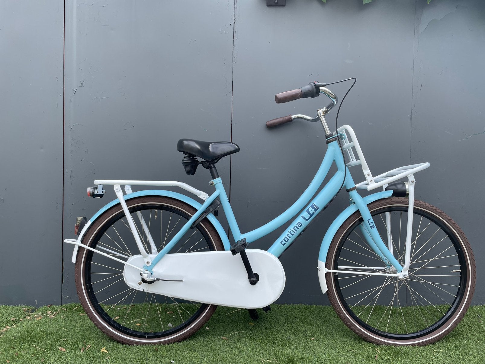 Cortina U4 Kinderfiets 24 Inch - Voordrager - 3V - Rijklaar!, Ophalen, Terugtraprem, 24 inch, Versnellingen
